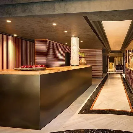 Hotel Balmes 4 *