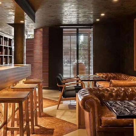 Balmes 4 Hotel