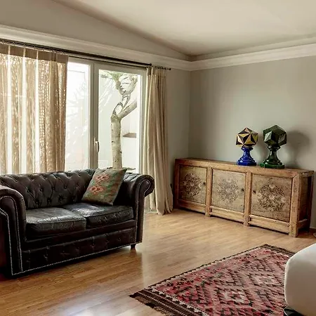 فندق Balmes 4 *